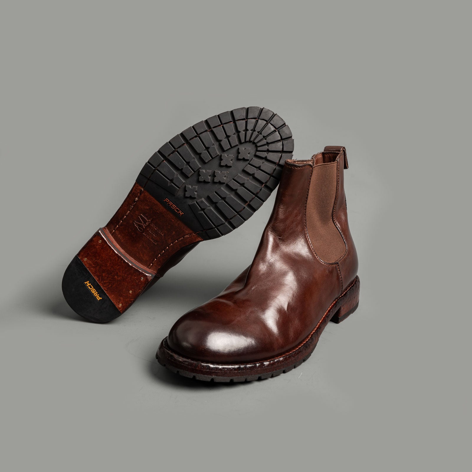 Washed Leather Chelsea Boots Mahogany