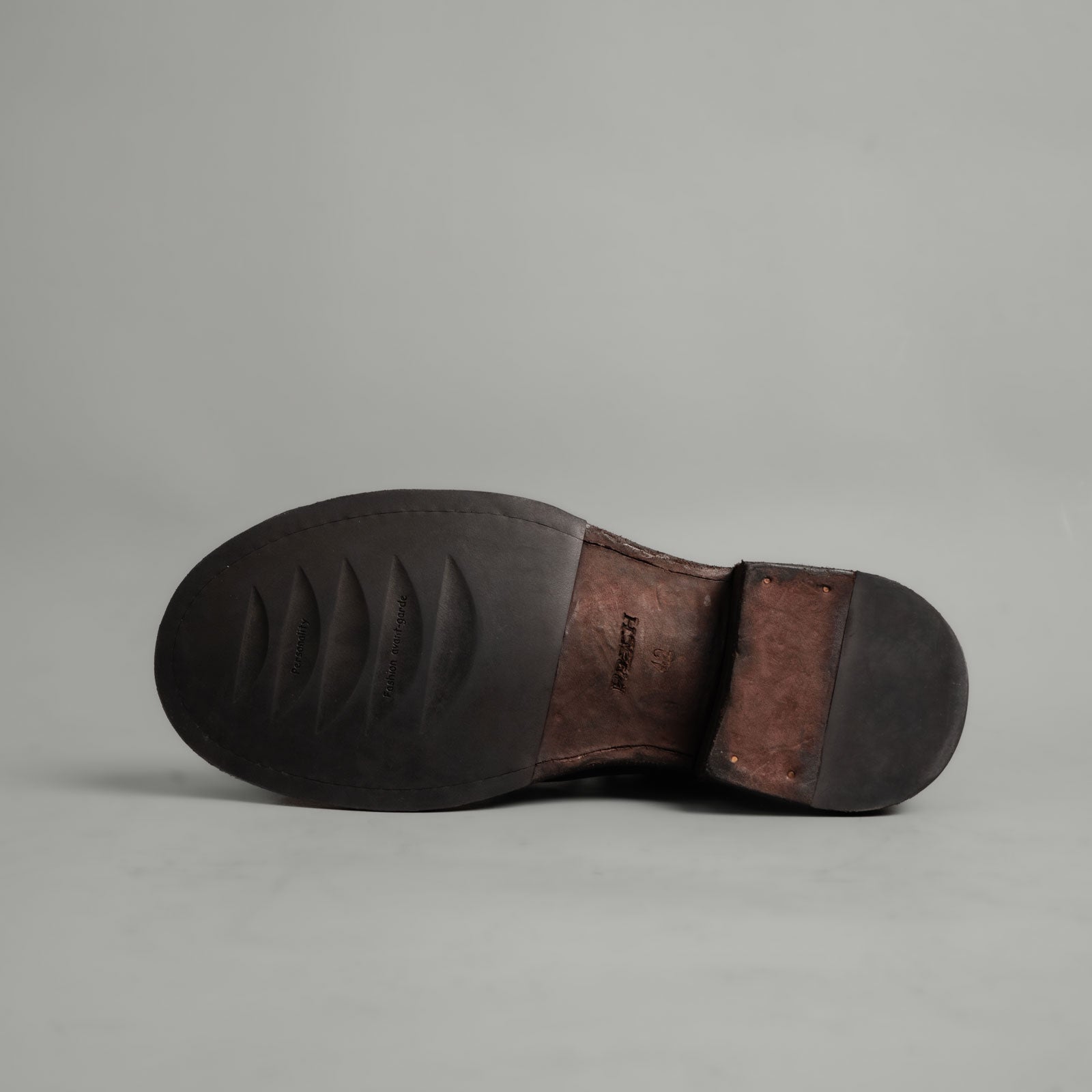 Washed Cordovan High-Top Chukka